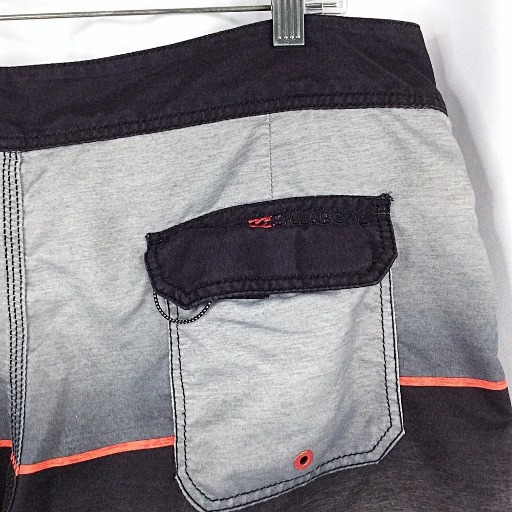 Billabong Originals Board Shorts Men's Size 38 Black Gray Striped